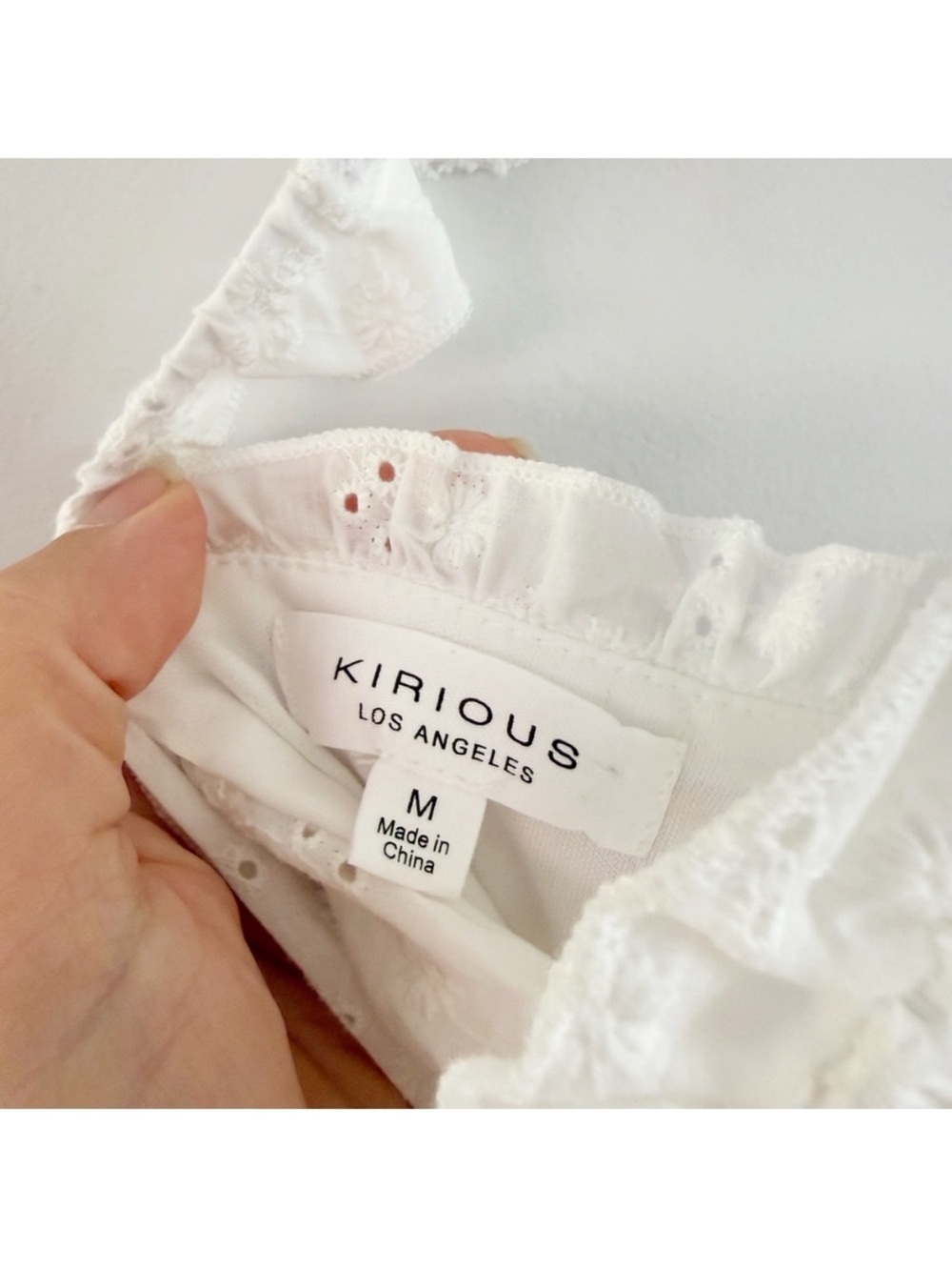 NWT Kirious Women 100% Cotton Eyelet Tie Back Top Medium Cottage Boho Coquette - Picture 5 of 7